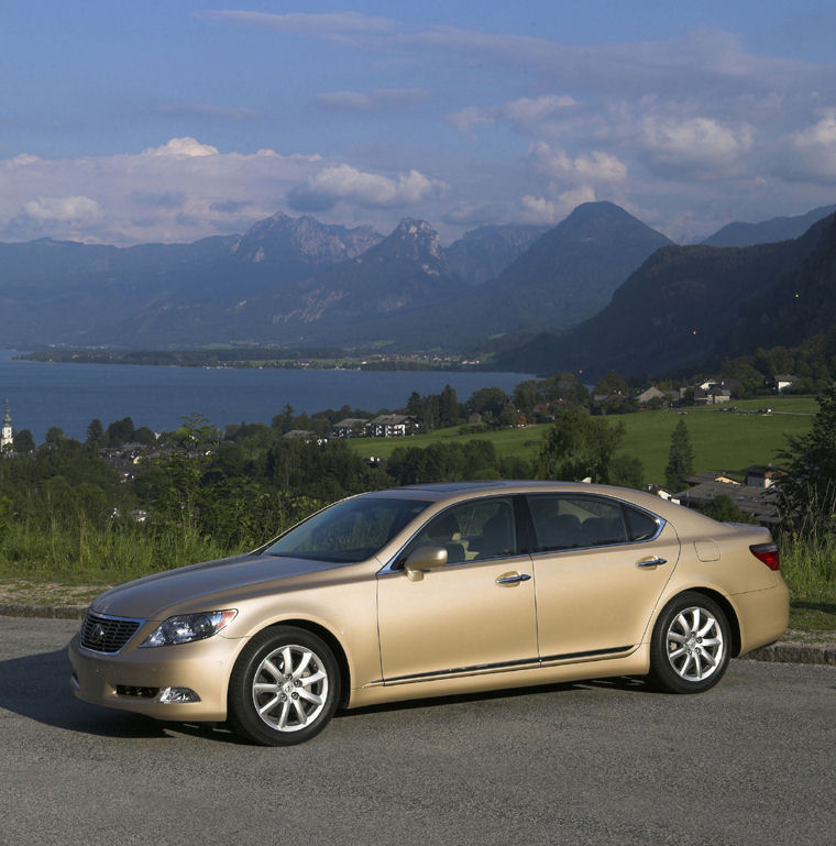 2008 Lexus LS 460L Picture