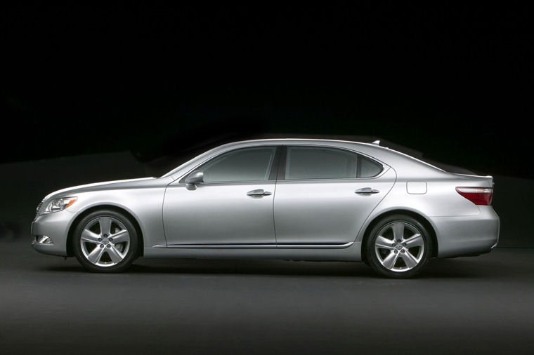 2009 Lexus LS 460L Picture