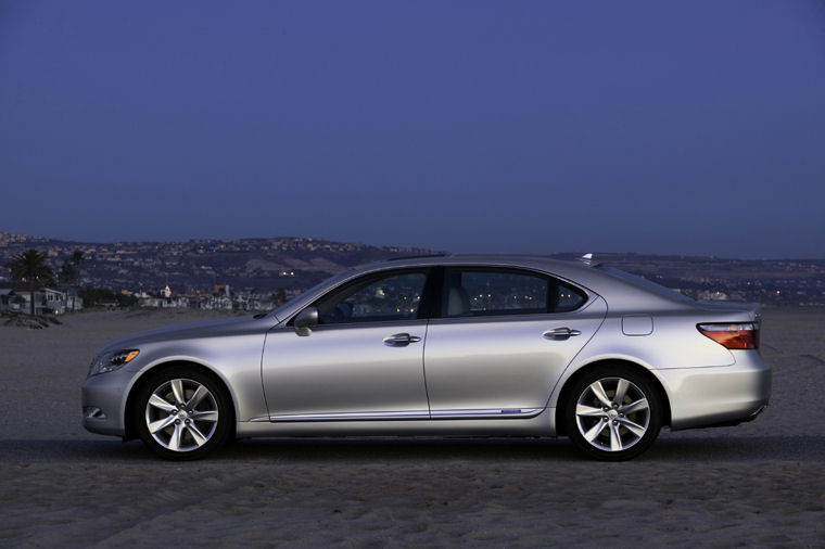 2009 Lexus LS 600h L Picture