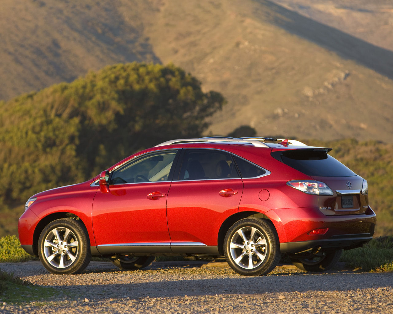 Lexus RX Desktop Wallpaper