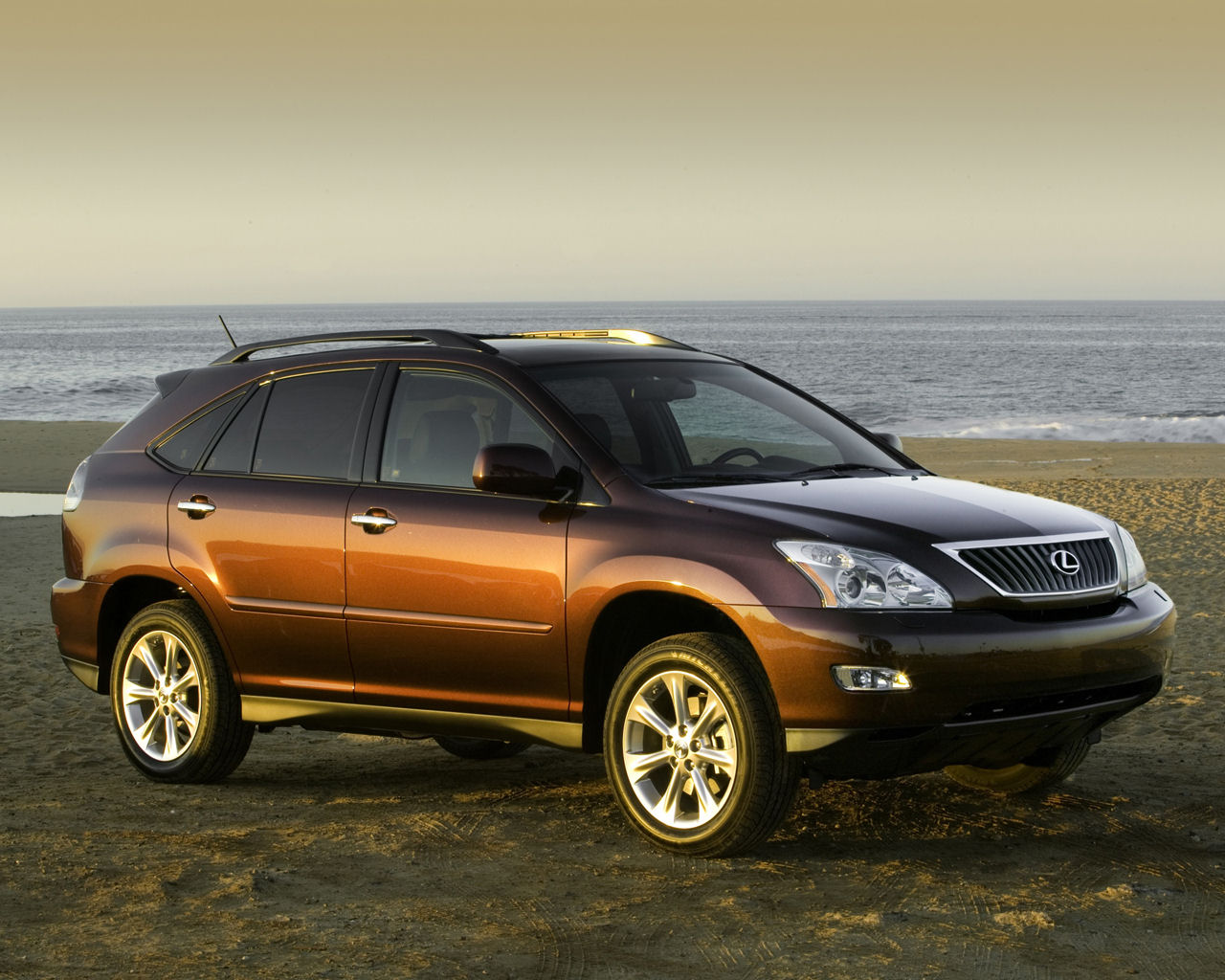 Lexus RX Desktop Wallpaper