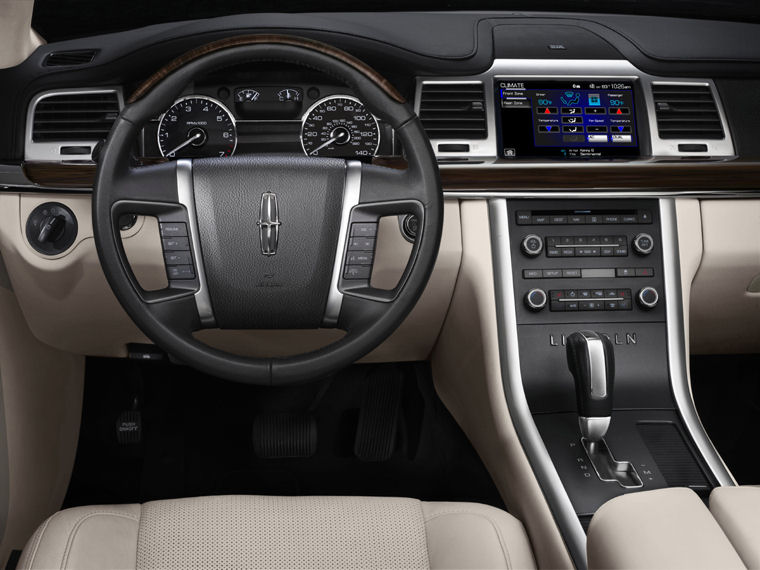 2010 Lincoln MKS Cockpit Picture