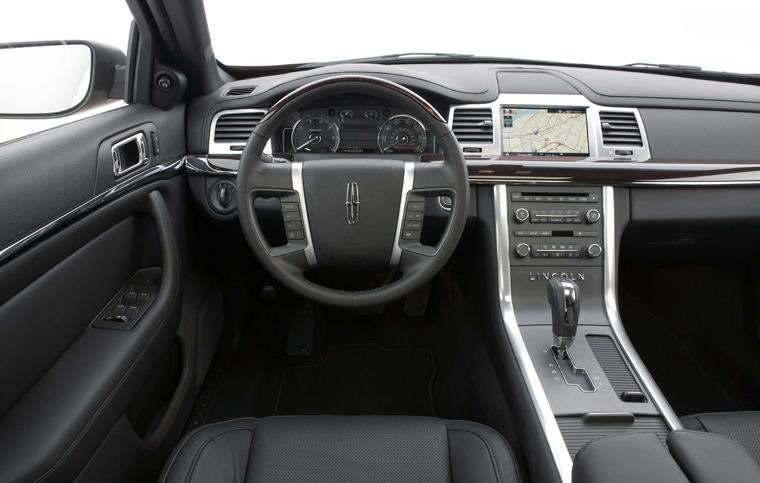 2010 Lincoln MKS Cockpit Picture