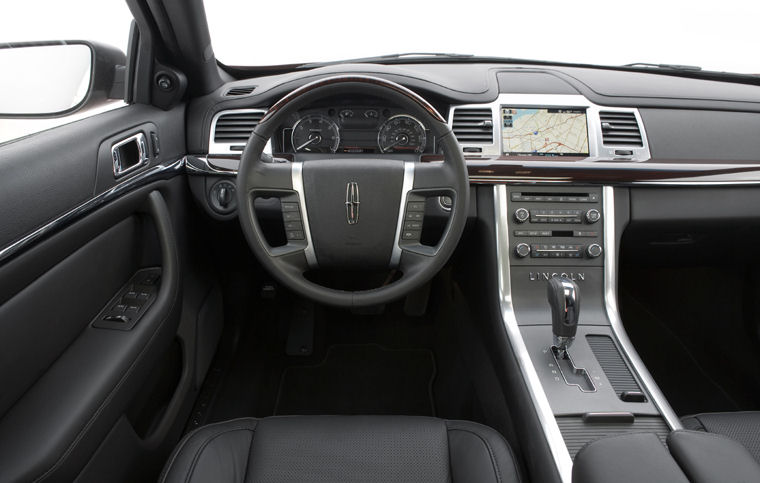 2011 Lincoln MKS Cockpit Picture