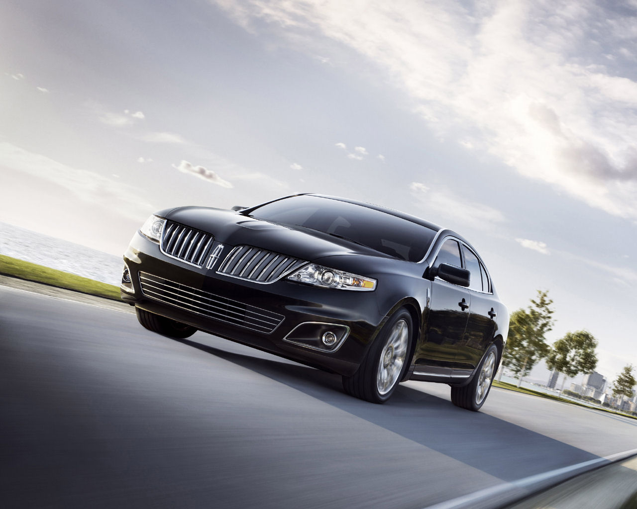 Lincoln MKS Desktop Wallpaper