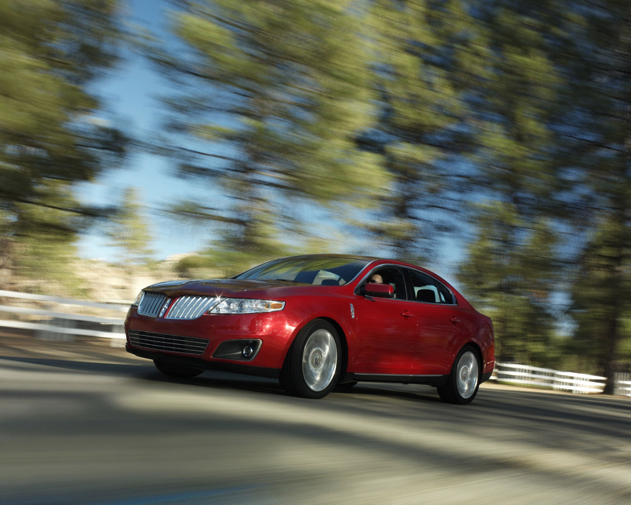 Lincoln MKS Desktop Wallpaper