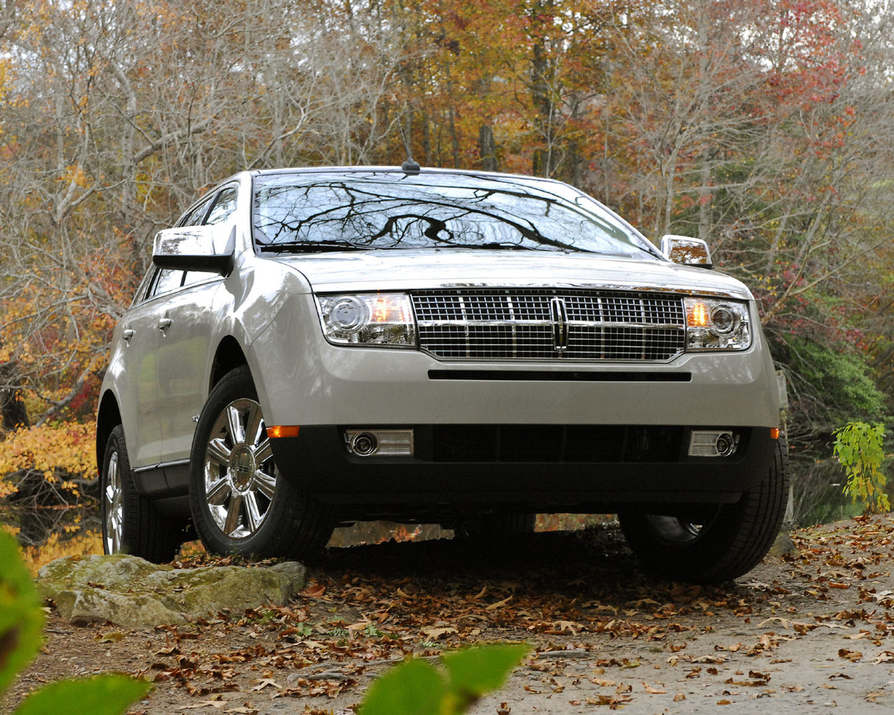 Lincoln MKX Desktop Wallpaper