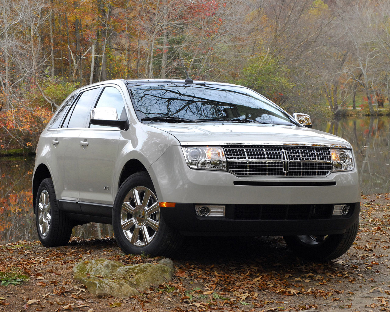 Lincoln MKX Desktop Wallpaper