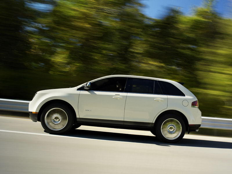 Lincoln MKX Desktop Wallpaper