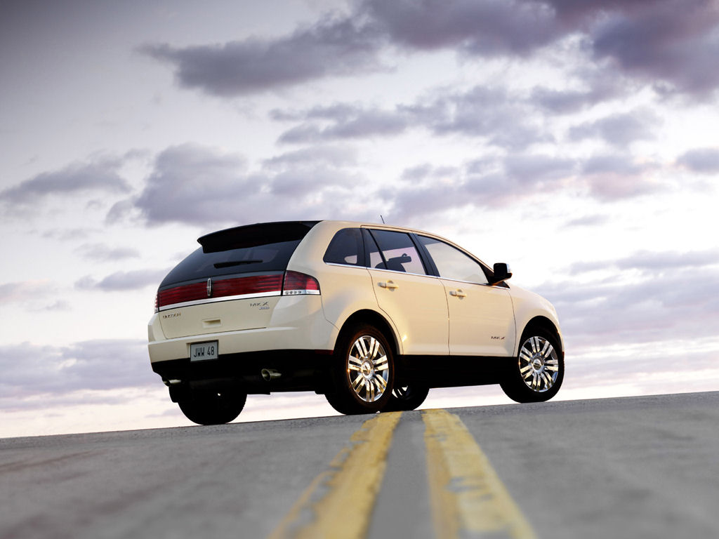 Lincoln MKX Desktop Wallpaper