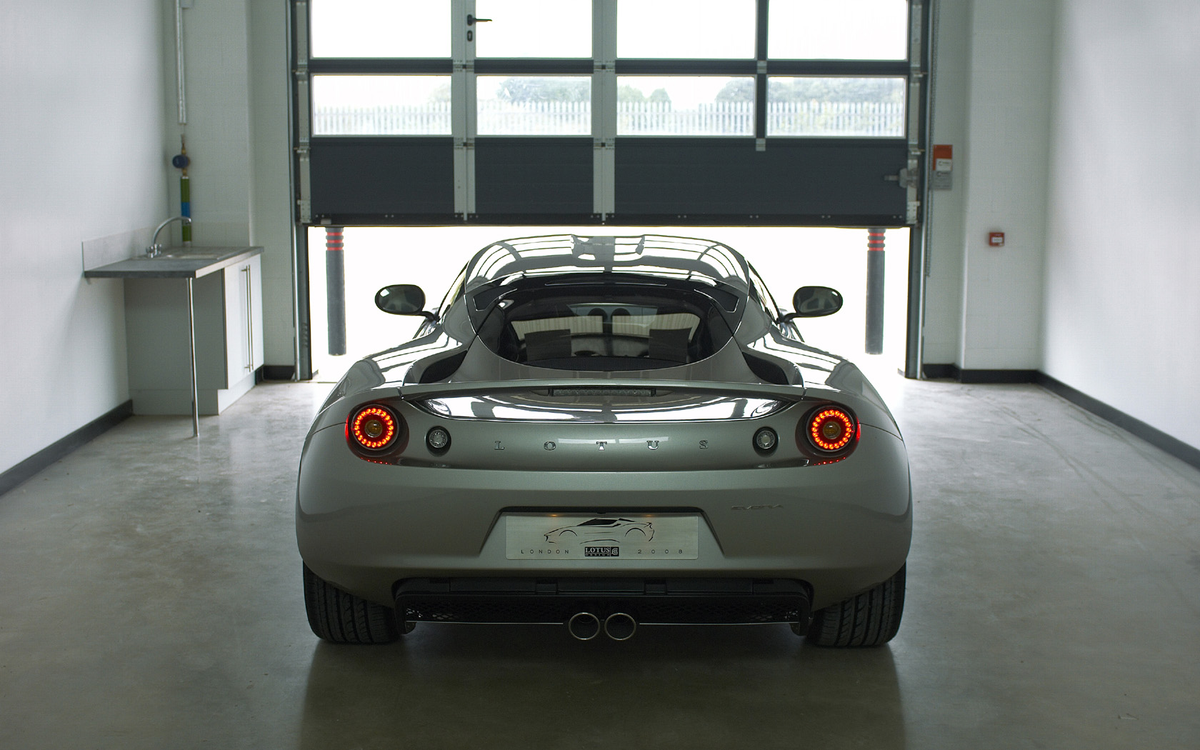 Lotus Evora Desktop Wallpaper