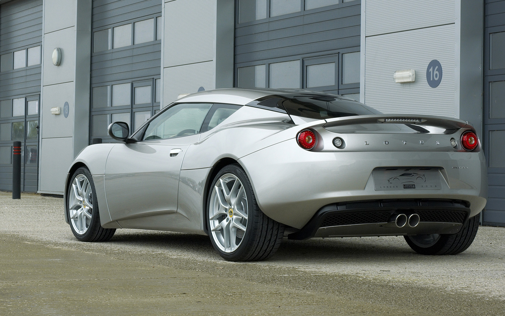 Lotus Evora Desktop Wallpaper