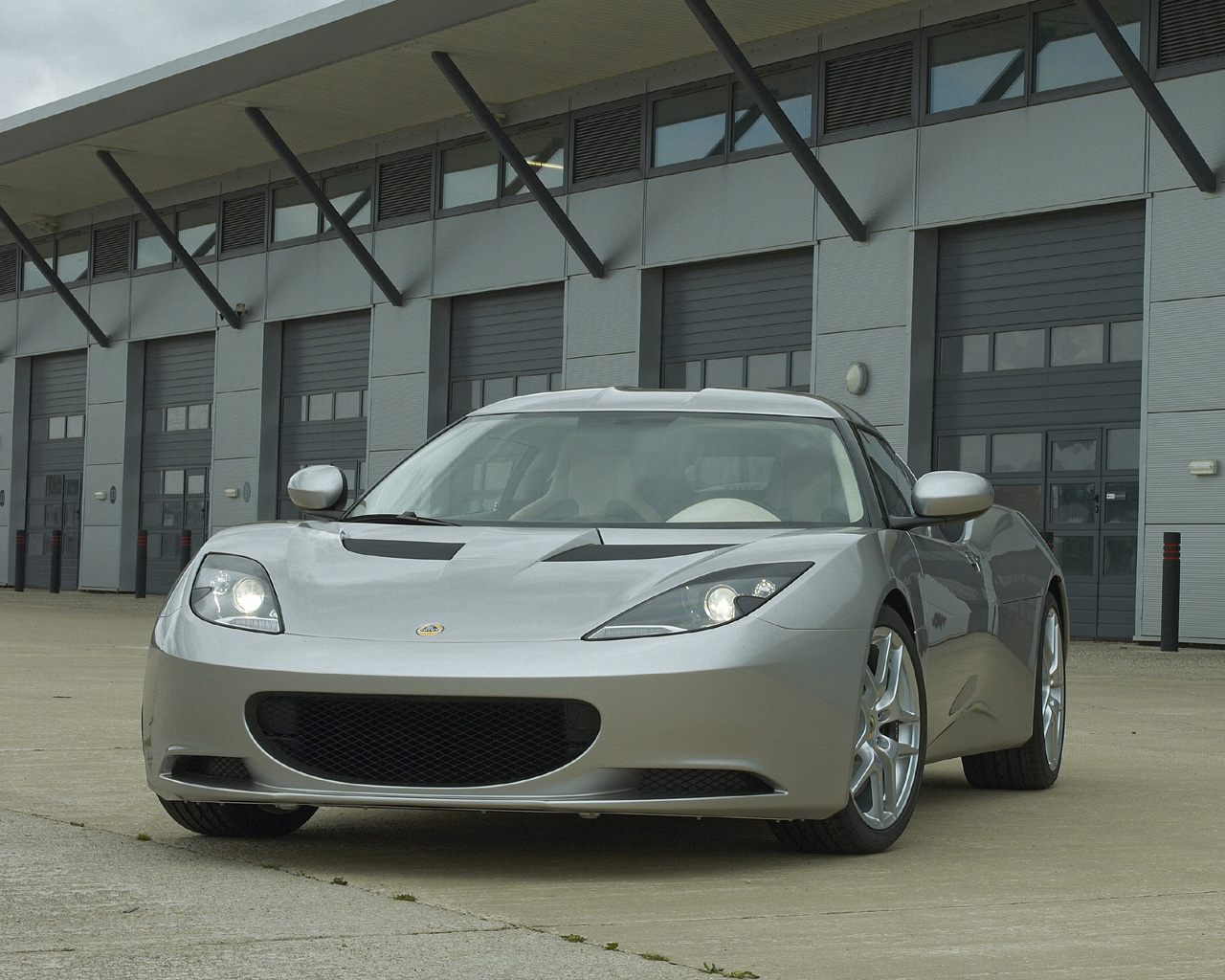 Lotus Evora Desktop Wallpaper