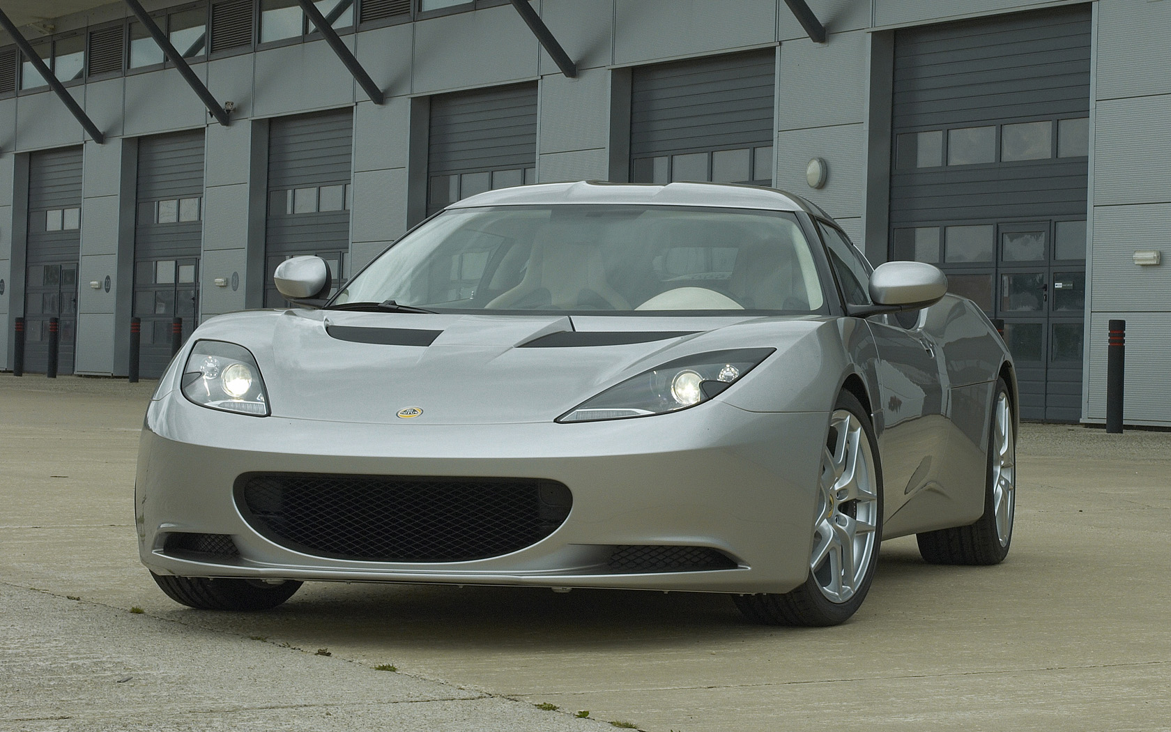 Lotus Evora Desktop Wallpaper