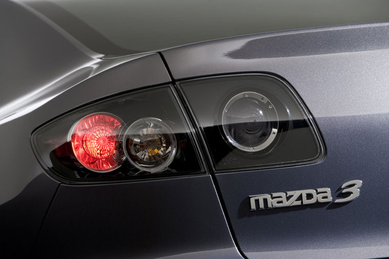 2009 Mazda 3 Sedan Tail Light Picture