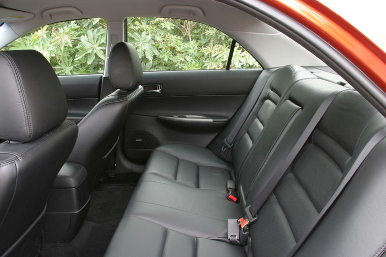 2004 Mazda 6i Sedan Rear Seats Picture