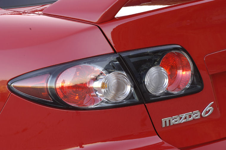 2008 Mazda 6s Hatchback Tail Light Picture