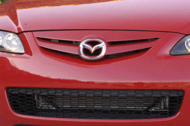 2008 Mazda 6s Hatchback Grille Picture