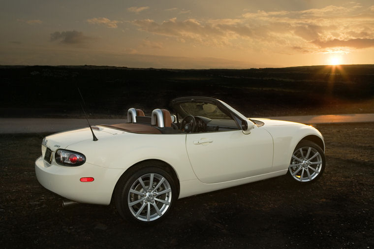 2008 Mazda MX5 Miata Picture