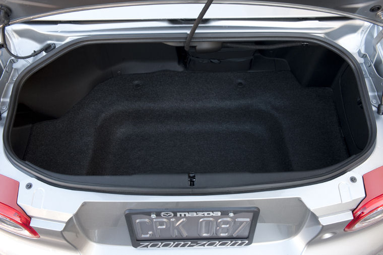 2009 Mazda MX5 Miata Hardtop Trunk Picture