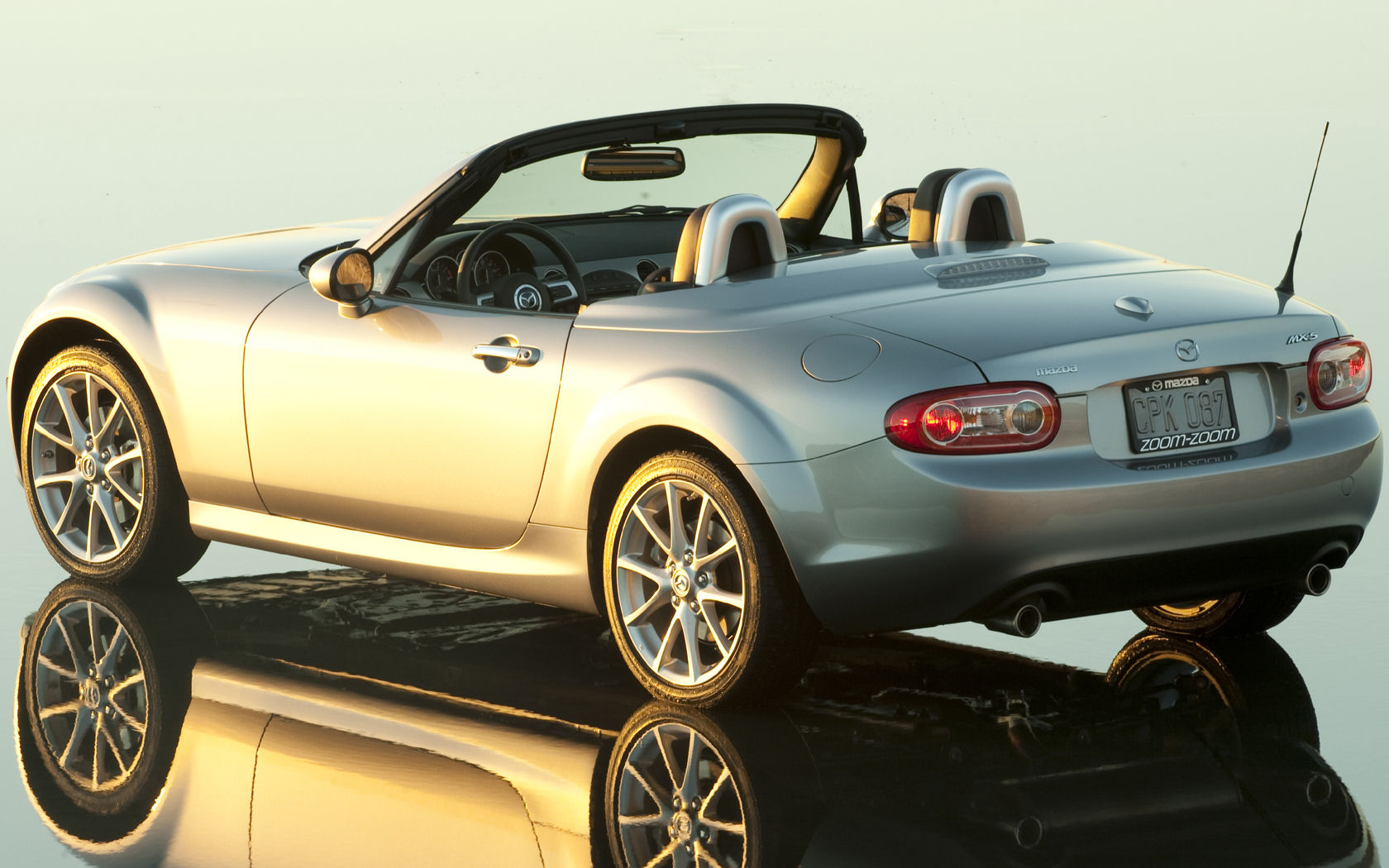 Mazda MX5 Desktop Wallpaper