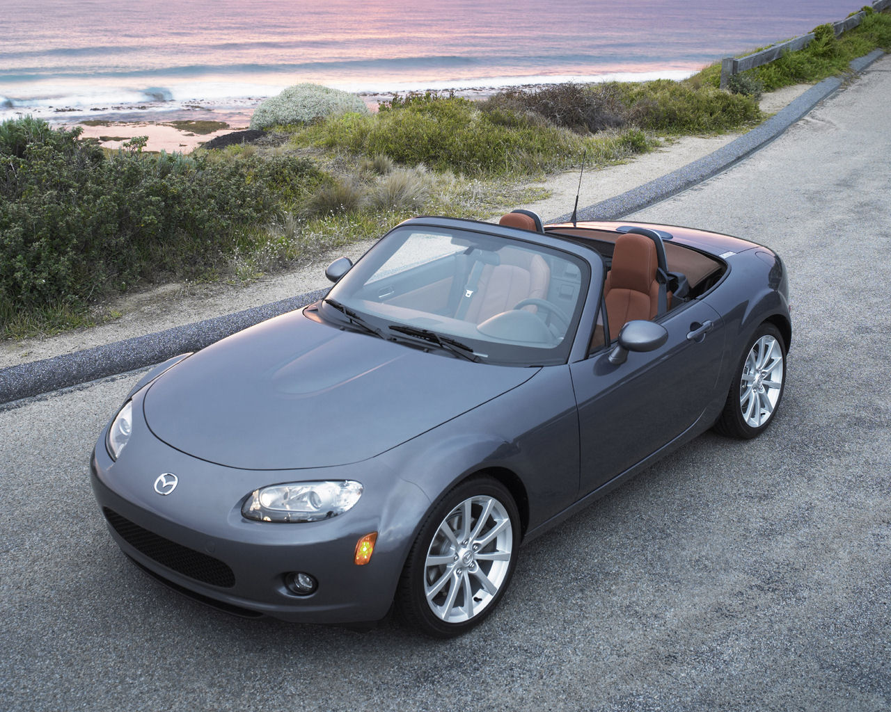 Mazda MX5 Desktop Wallpaper