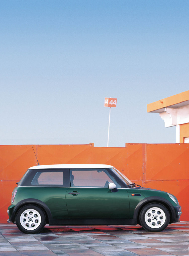 2004 Mini Cooper Picture