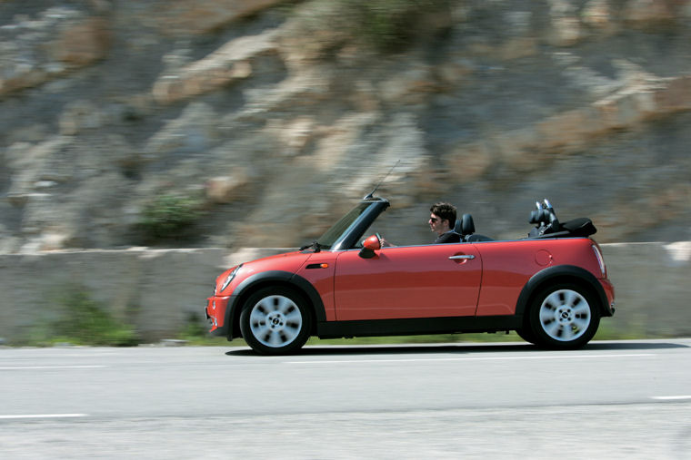 2005 Mini Cooper Convertible Picture