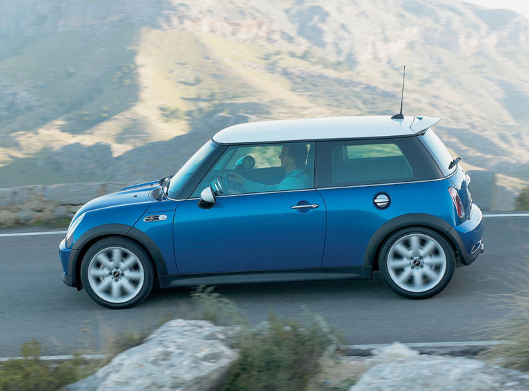 2005 Mini Cooper S Picture