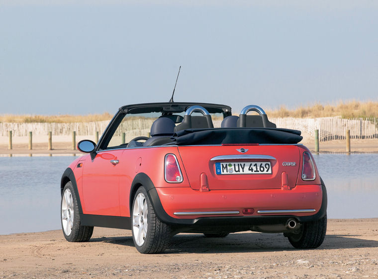 2005 Mini Cooper Convertible Picture