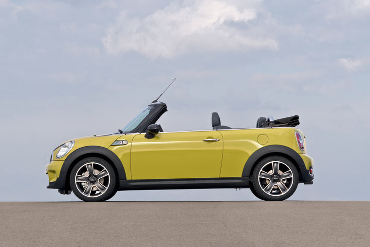 2009 Mini Cooper S Convertible Picture