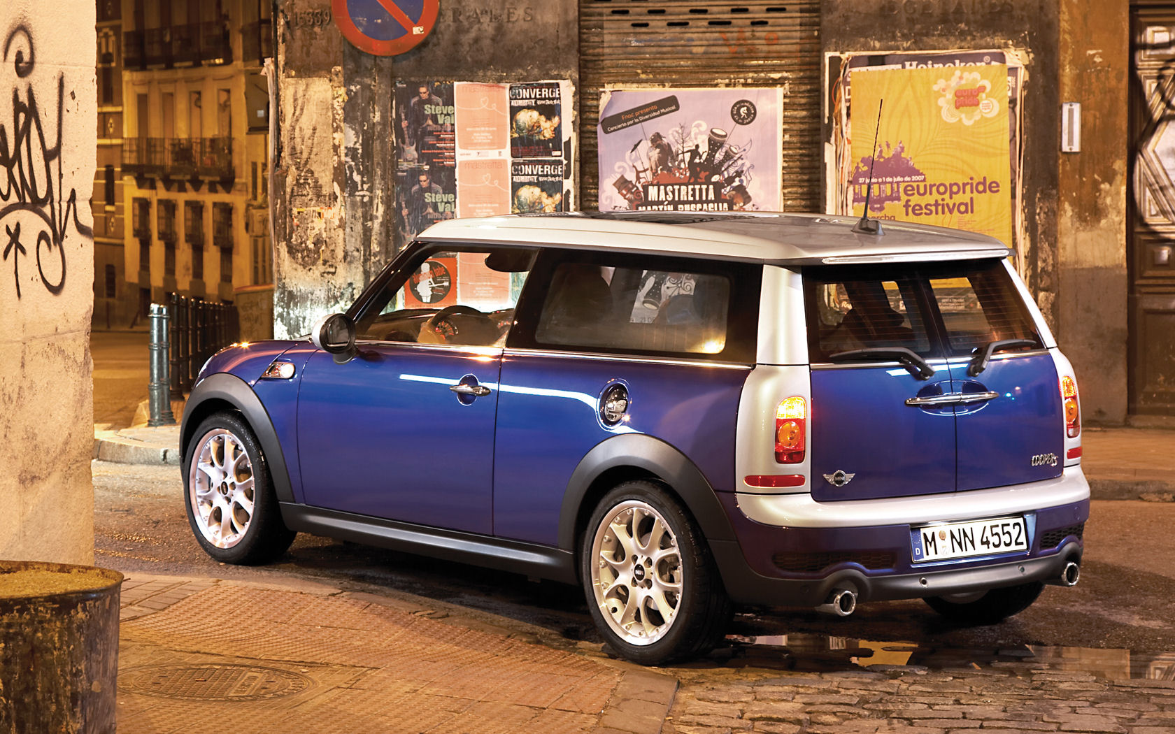 Mini Cooper Desktop Wallpaper