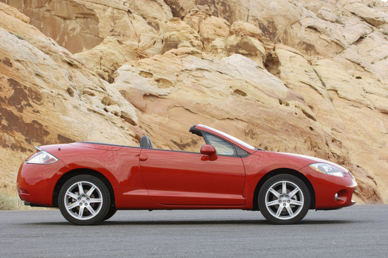 2008 Mitsubishi Eclipse Spyder GT Picture