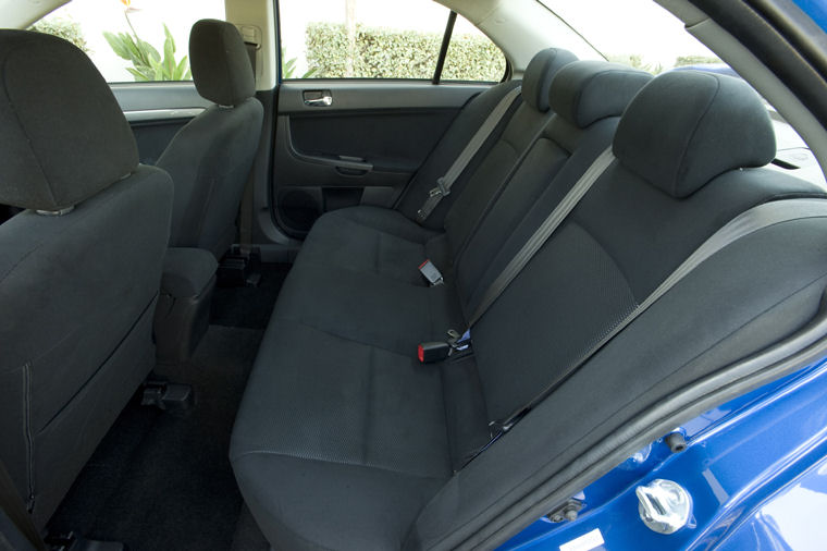 2009 Mitsubishi Lancer Ralliart Rear Seats Picture