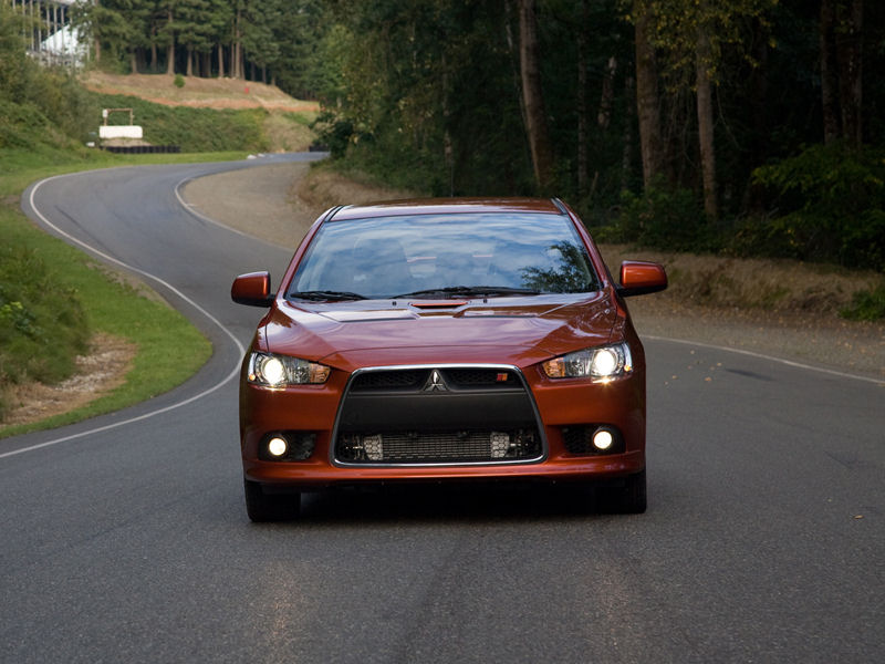 Mitsubishi Lancer Desktop Wallpaper