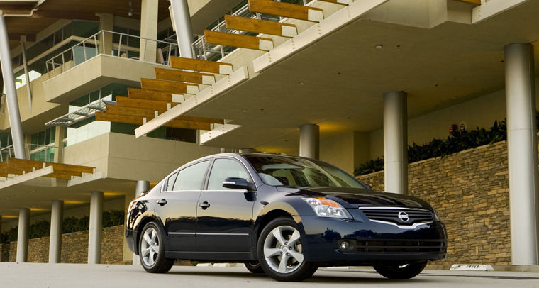 2008 Nissan Altima 3.5 SL Picture