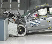 2008 Nissan Altima IIHS Frontal Impact Crash Test Picture