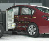 2008 Nissan Altima IIHS Side Impact Crash Test Picture