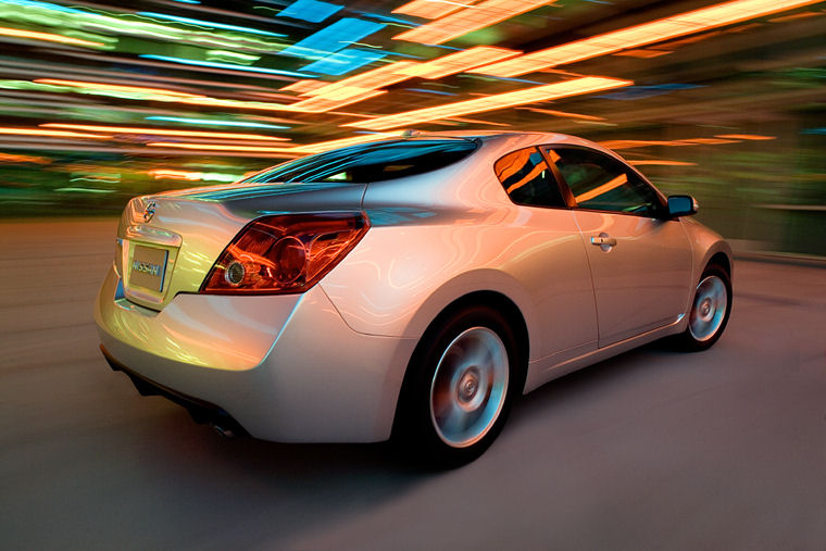 2008 Nissan Altima Coupe Picture