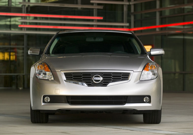 2008 Nissan Altima Coupe Picture