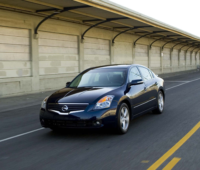 2009 Nissan Altima 3.5 SL Picture