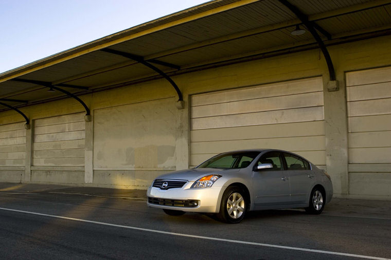 2009 Nissan Altima 3.5 SL Picture