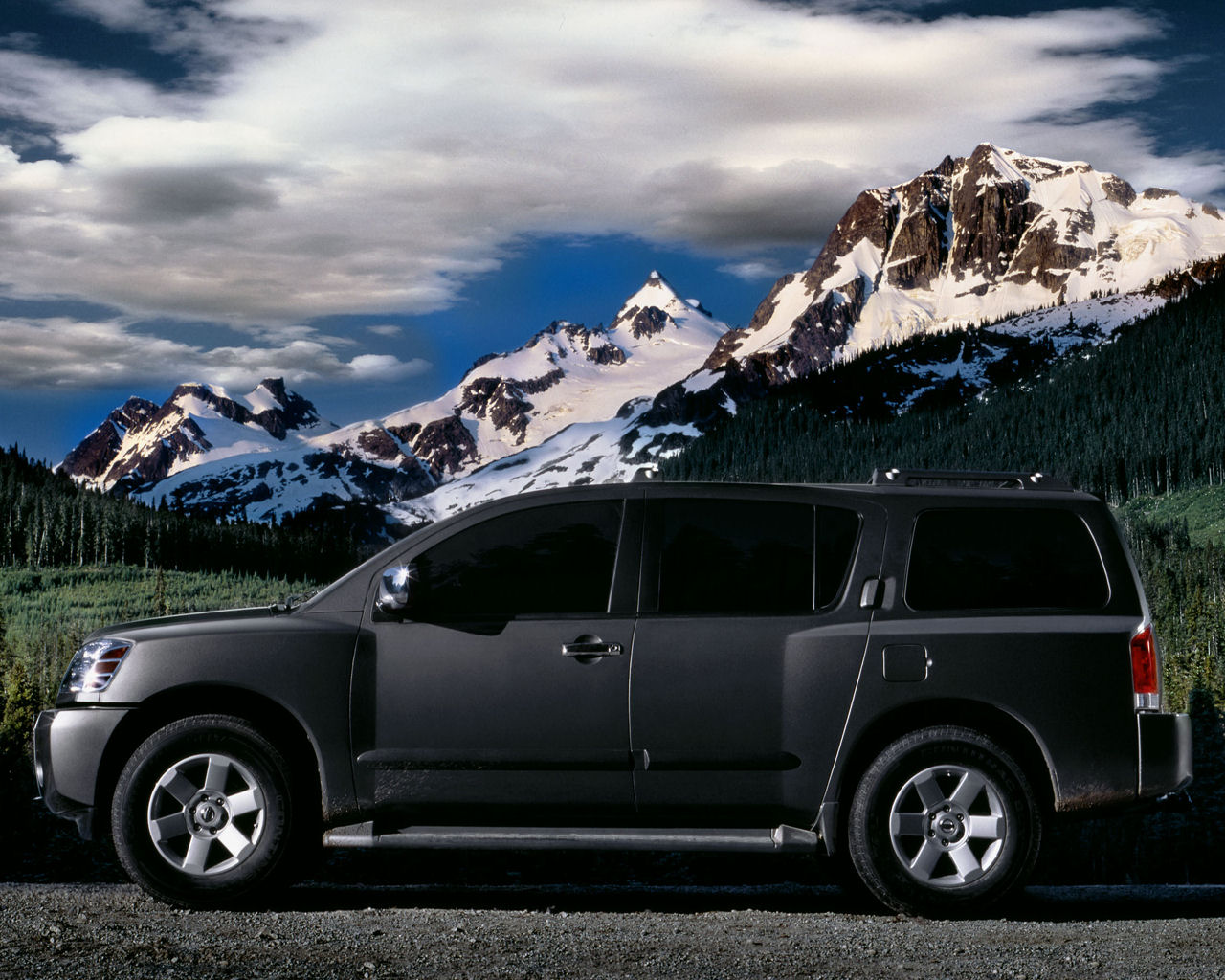 Nissan Armada Desktop Wallpaper