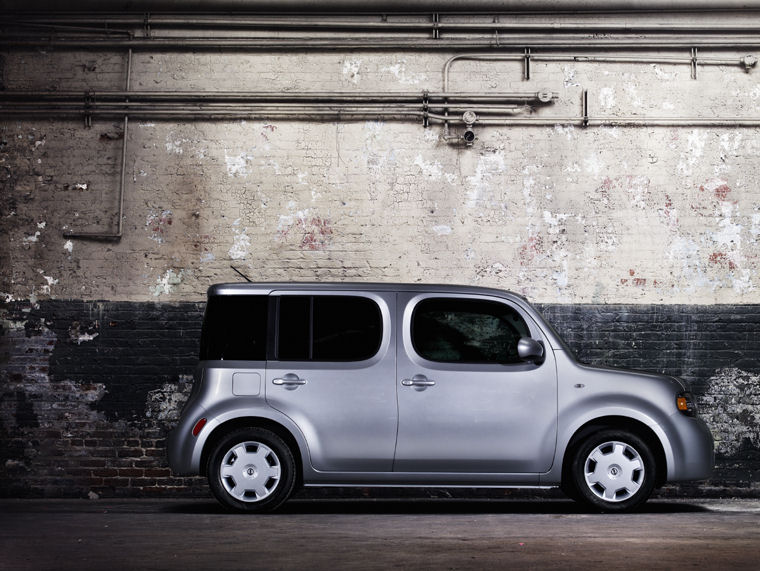 2009 Nissan Cube Picture