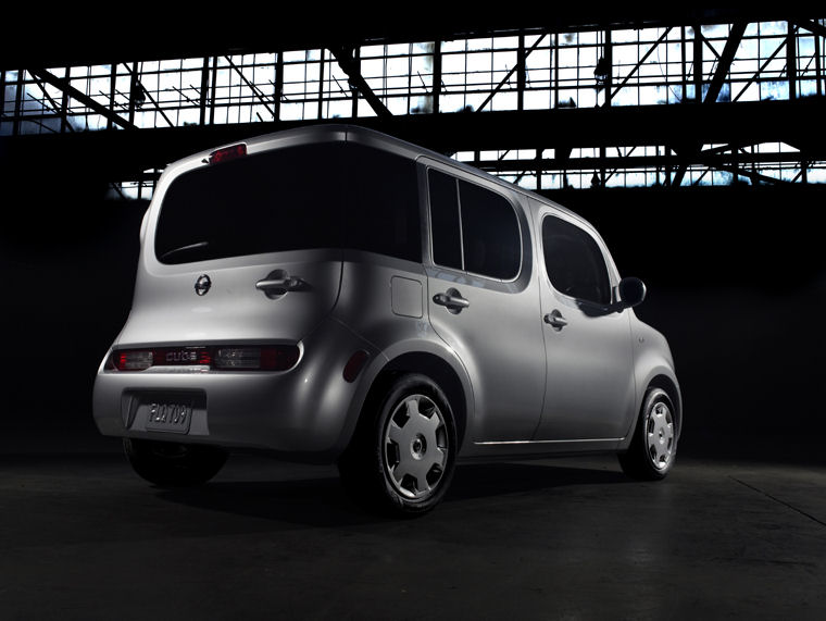 2010 Nissan Cube Picture