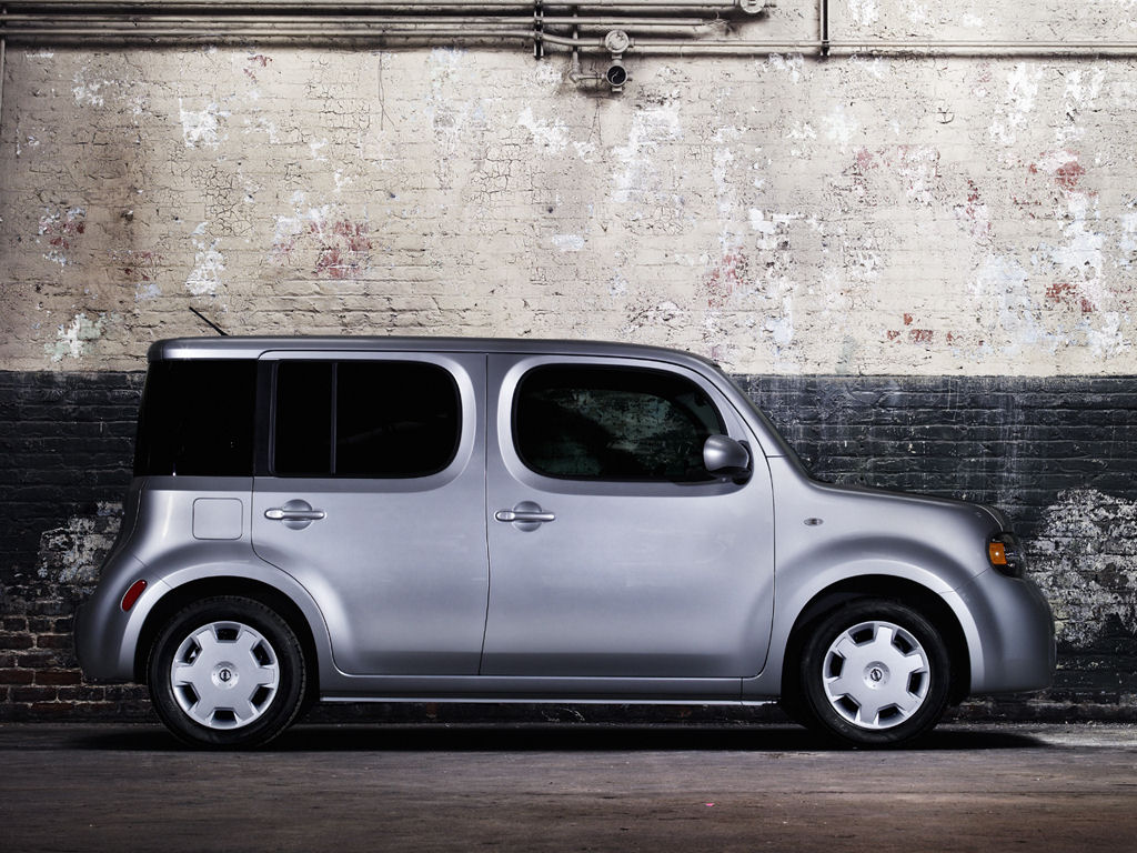 Nissan Cube Desktop Wallpaper