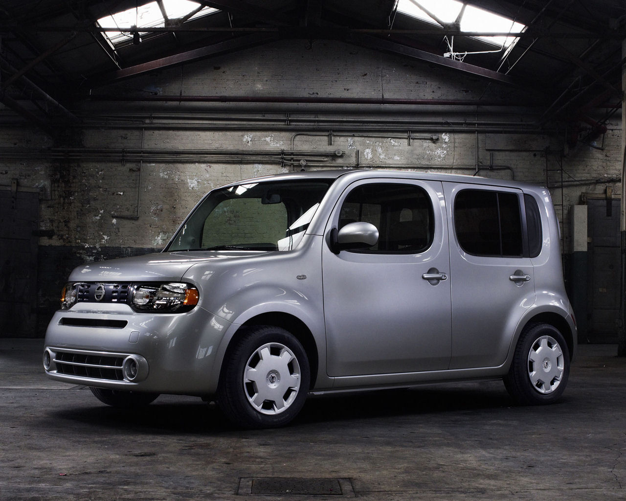 Nissan Cube Desktop Wallpaper