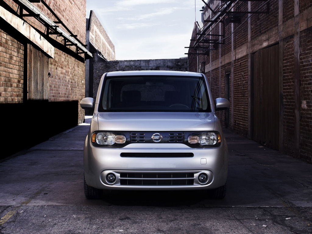 Nissan Cube Desktop Wallpaper