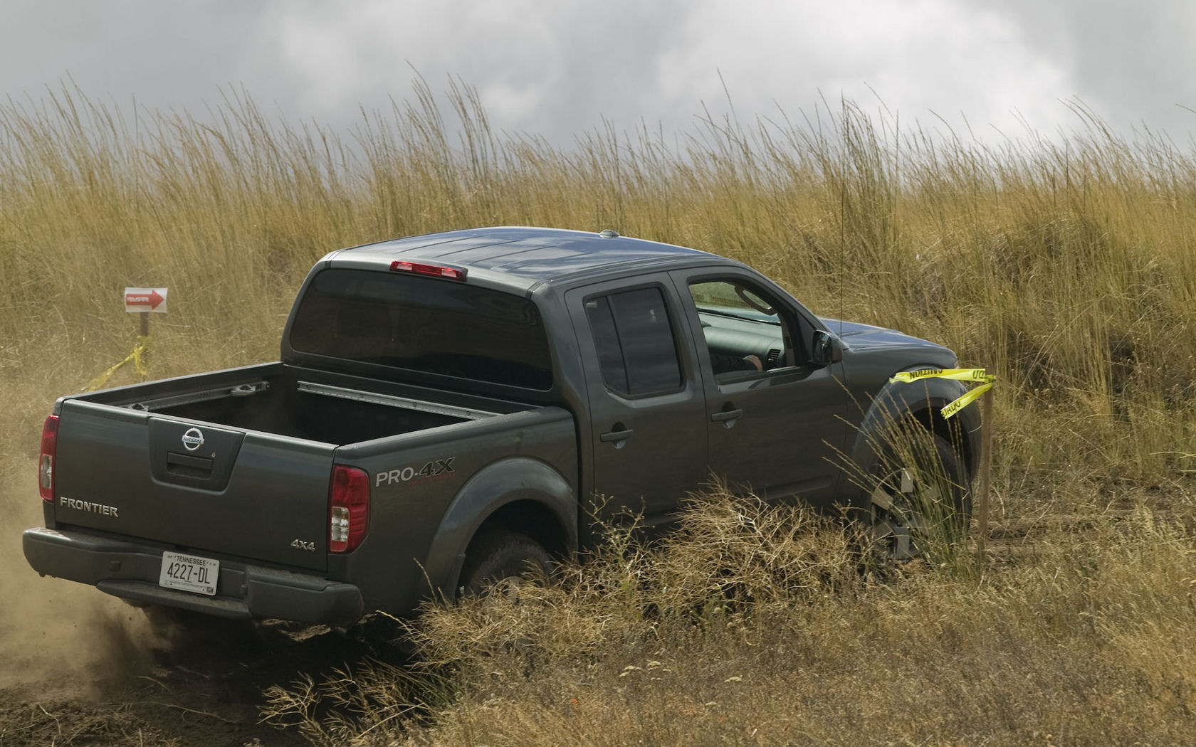 Nissan Frontier Desktop Wallpaper