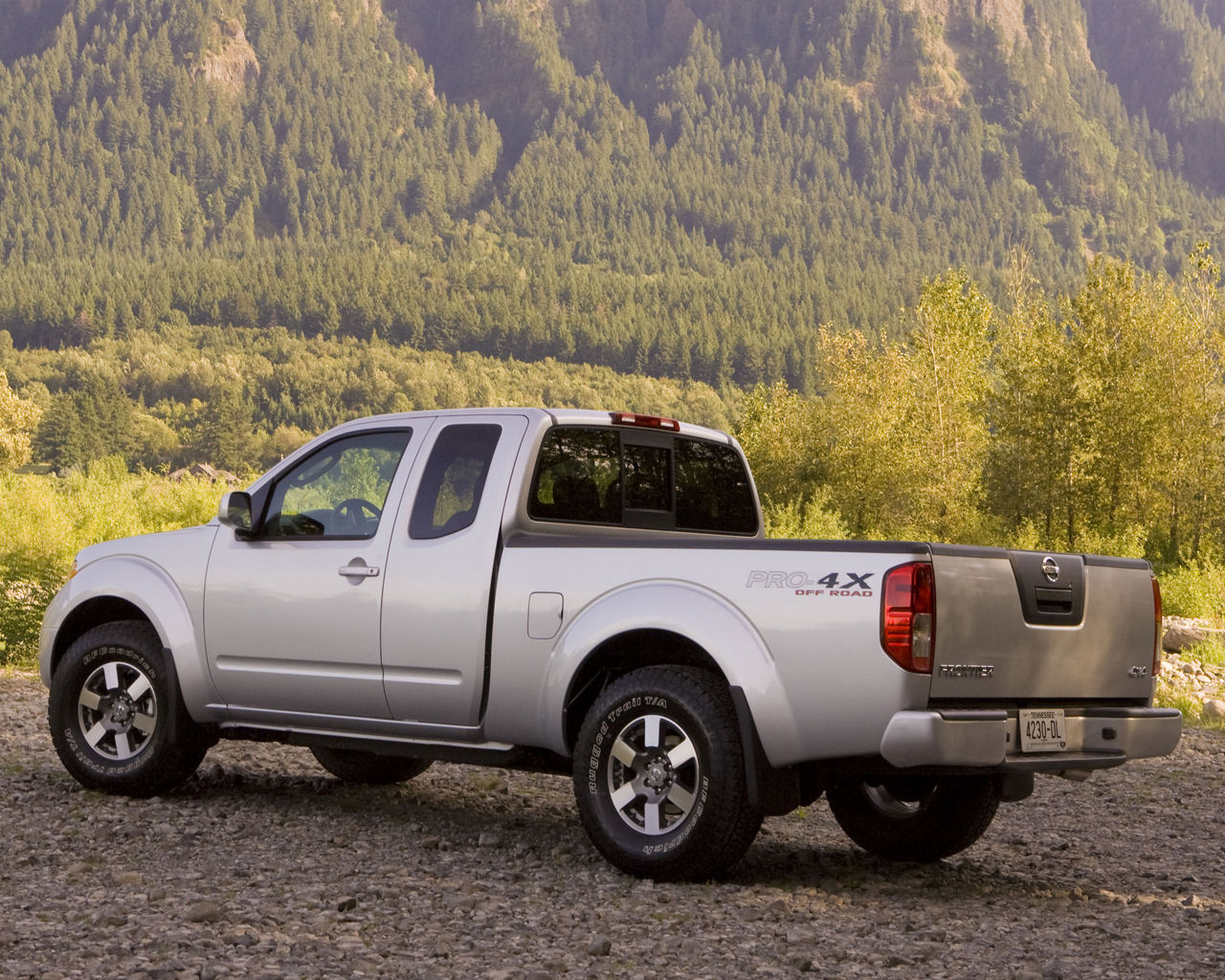 Nissan Frontier Desktop Wallpaper